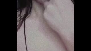 Pinay Sucks her Finger like a Cock!