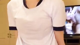 瀨nos998台北學生妹 粉嫩乳頭讓你吸舔，q彈乳房讓你奶泡，緊實小穴讓你欲罷不能，