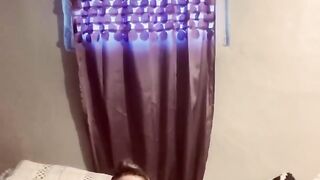 Lia Lynn help me Earn (Like & Subscribe)