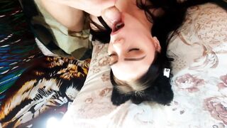 Подруга подарила минет и киску на Рождество