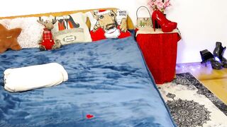 Masturbating Pussy, Showing Heels, Squirting