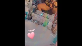 Horny Lonely MILF made her self Cum