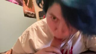 Teen Girl goes down on Stepdad for the first Time