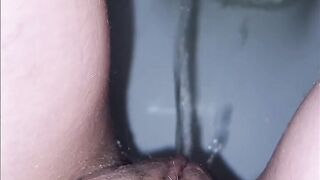 Desperate to Piss , Wetting , Squirting
