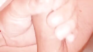 Hubby prepare his cock for wife