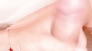 Hubby prepare his cock for wife