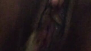 NASTY SLUTTY THOT MEATY PUSSY PISSING