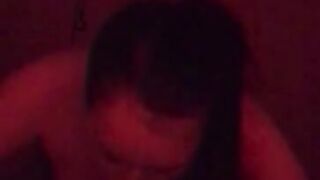 Sucks Big Cock Deep ????