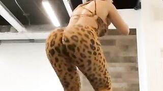 Tik Tok: Females#107