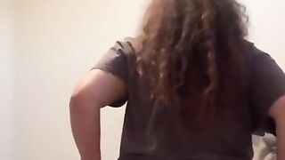 10 Min Facesitting Video on Onlyfans. (Link in Bio)