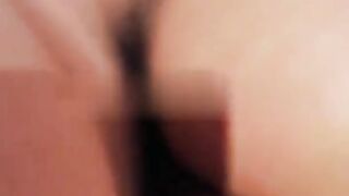 刚上大学的极品白嫩学生妹被前男友后入做爱自拍ssni 826