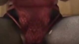 Süßes Mädchen in Dessous Reitet Großen Dildo???? - Joyliii