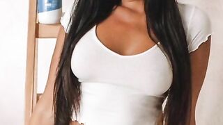 Croatian Hot Model Ivana Kn.(Slideshow)