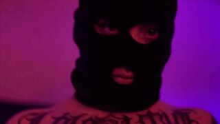 TENGO a LA MODELO CULONA RICA DOLLGREEN TWERKEANDO EN EL ESTUDIO