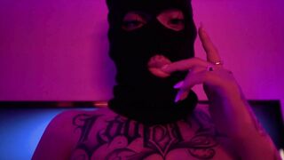 TENGO a LA MODELO CULONA RICA DOLLGREEN TWERKEANDO EN EL ESTUDIO