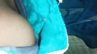 Tamil lovers – romance and boob fondling