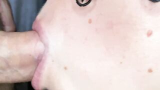 Pompino Romantico Amatoriale Con Sborrata Finale in Bocca