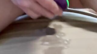 Bedroom Masturbation: Dripping Wet Pussy