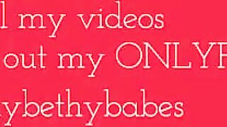 MILF CREAMS ON VIBRATOR