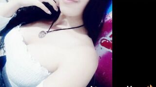 Colegiala colombiana ardiente