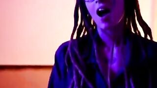 Big boobs girl wanna pussy massage