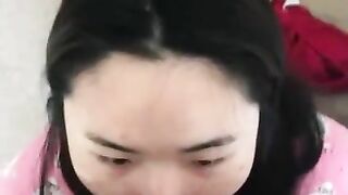 Chinese girl eats my entire big dick小姑娘把我的大鸡吧整个吃下去