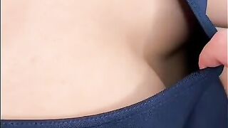 童顔女がスク水の間から生ち○ぽ懇願で激イキw フルバージョンはファンクラブで