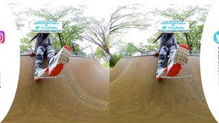 [VR180] Sweaty nylons shows you your sweaty Nikes and insoles and stinky feet