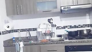 I show my sexy body at home