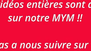 Il me baise sous la douche et éjacule dans ma bouche