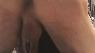 Beau jeune homme aux cul doucet