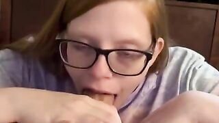 Redhead gets comfortable then takes a load