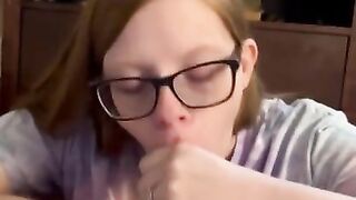 Redhead gets comfortable then takes a load