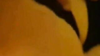 Greek stepmom keratonei ton antra tis