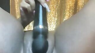 Thick ebony bbw squirts with butt plug