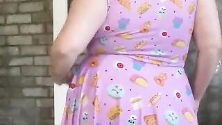 I made a strip video! I hope you like seeing this bbw strip!
