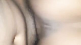 Comendo uma magrinha casada