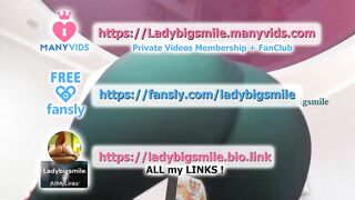 fantastic redhead tease in leggins with big ass and sexy bra