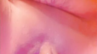 I can make my pussy talk..