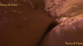 Sexo en el jacuzzi. Nancy y Hans jugando. Sexo oral. Cabalga. Gopro.