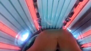 Fucking my huge bbc dildo & squirting in public tanning bed