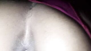 Mi amiga sólita después de la fiesta de grado.