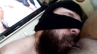 suck me make me ejaculate in your naughty mouth, do you like to suck a pussy?