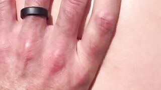 Risky outdoor quicky right on the trail - creampie ending