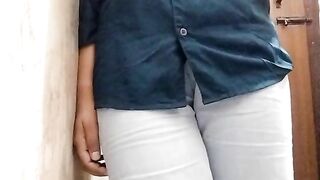 Indian hot aunty ne aapne chuchee dabae full enjoy indian aunty