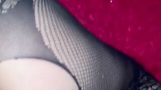 GRAN POLLA ME PENETRA EN CUATRO