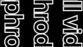 Je me sodomise avec mes jouets