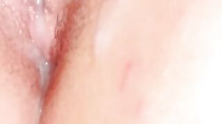 Me vengo por el culo y luego se viene tocándose