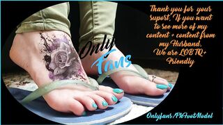 Sexy red toes for my FF fans