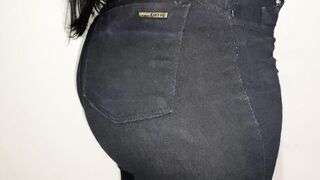 a nice big hot ass, she likes to wear pants and make me horny when she rolls